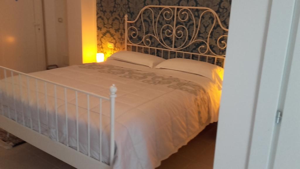קסמסימה Le Tre Rose Bed & Breakfast מראה חיצוני תמונה