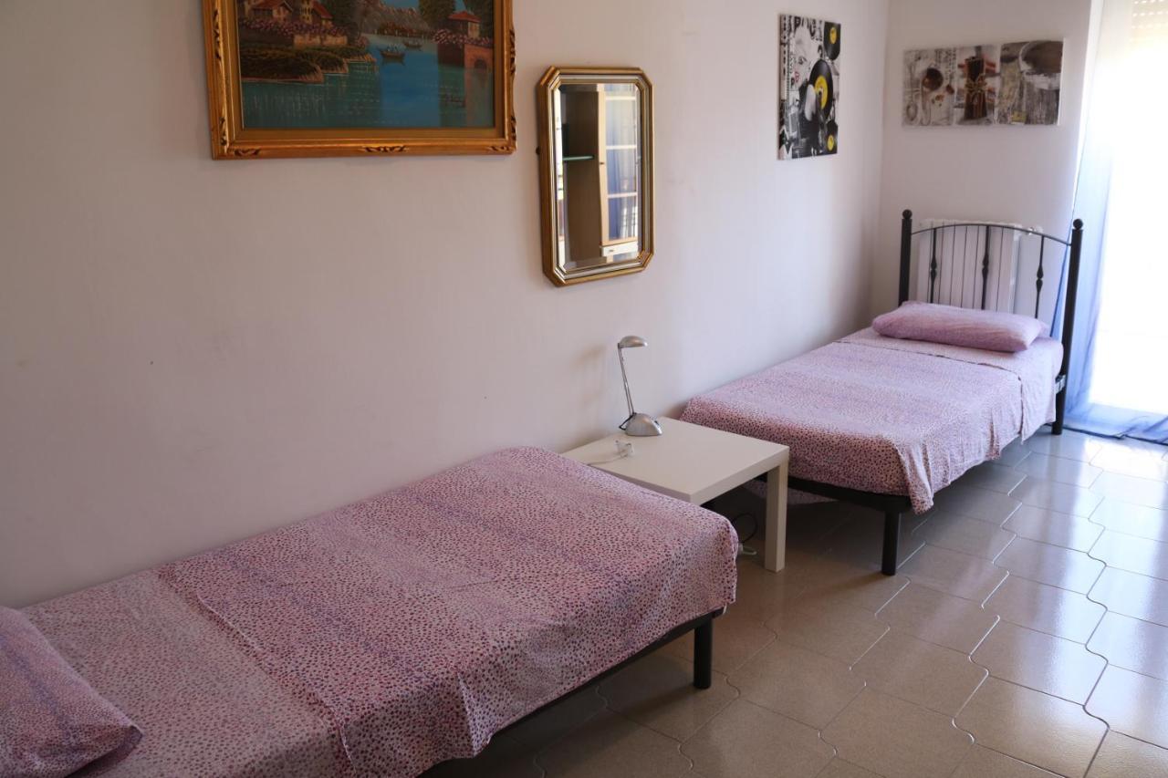 קסמסימה Le Tre Rose Bed & Breakfast מראה חיצוני תמונה